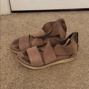 Eileen Fisher sport sandals